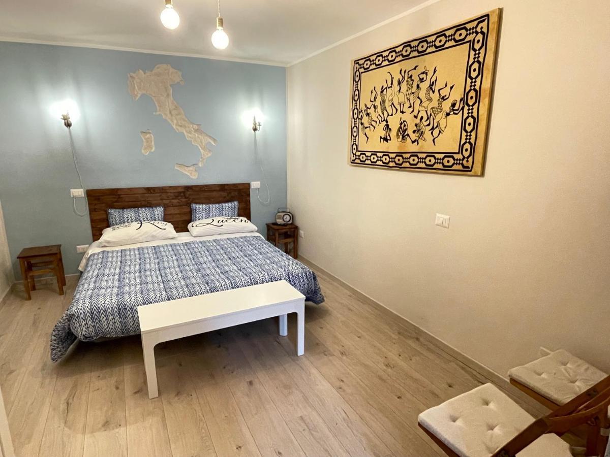 Trevisani Central Station Apartment Bari Zewnętrze zdjęcie