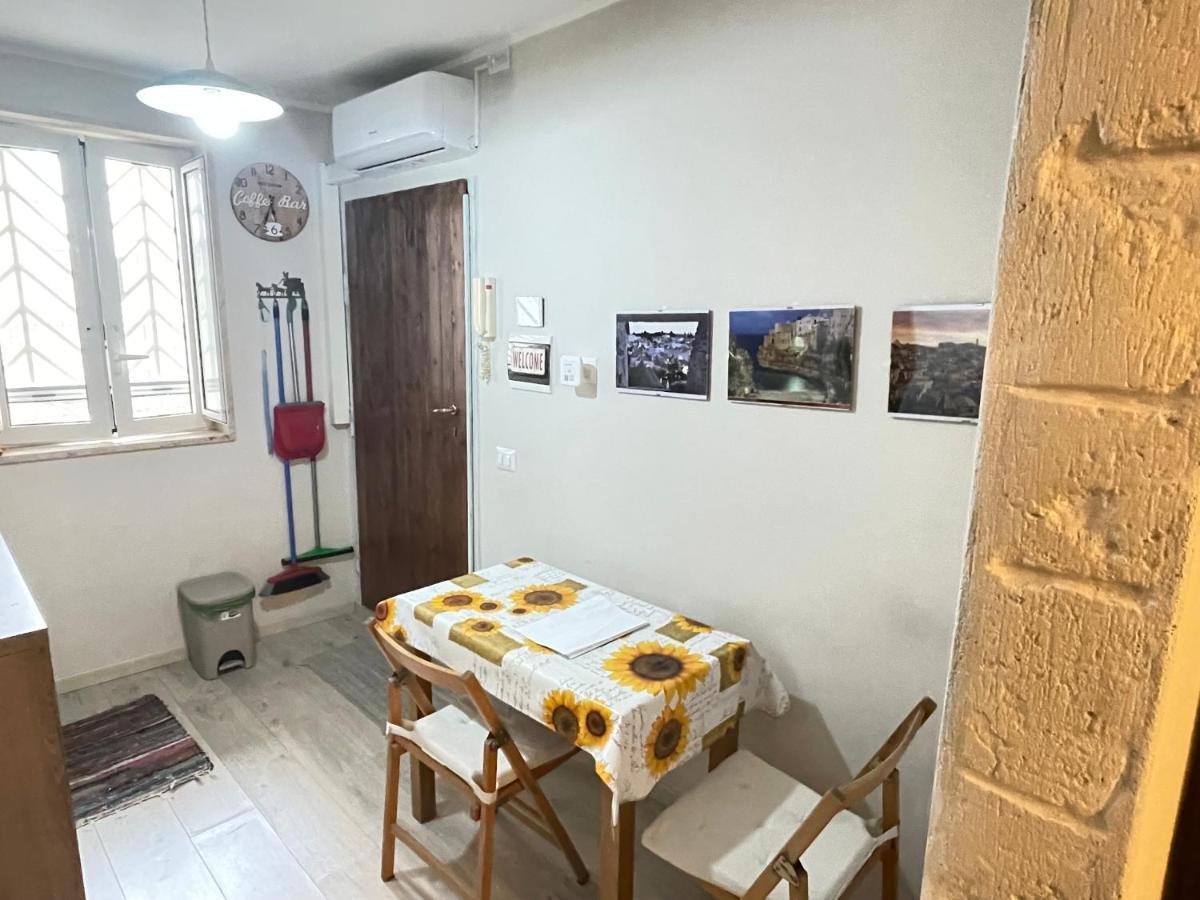 Trevisani Central Station Apartment Bari Zewnętrze zdjęcie